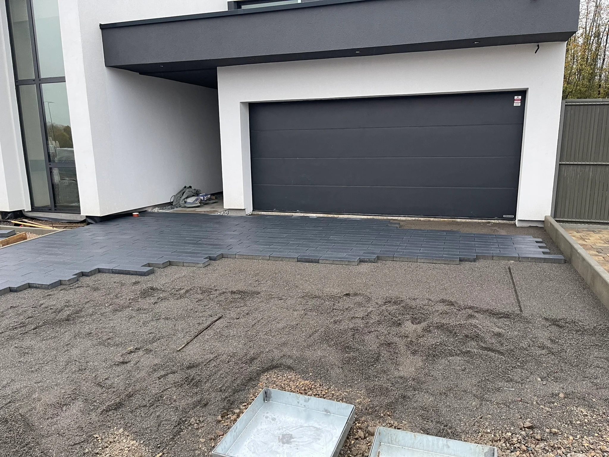 Pourquoi opter pour une pose de porte de garage à Esch-sur-Alzette ?